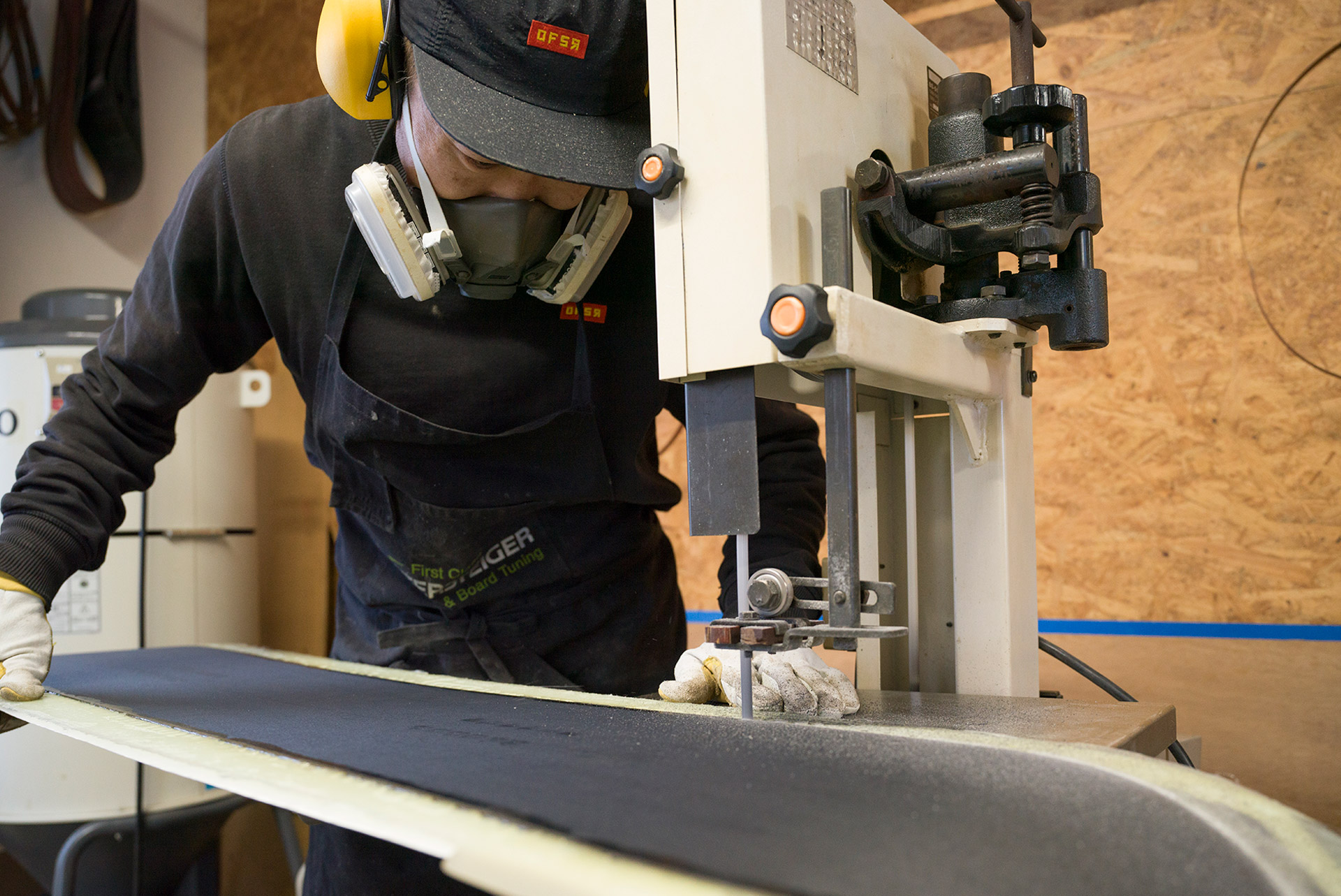 Flash-cutting a cured blank on the bandsaw